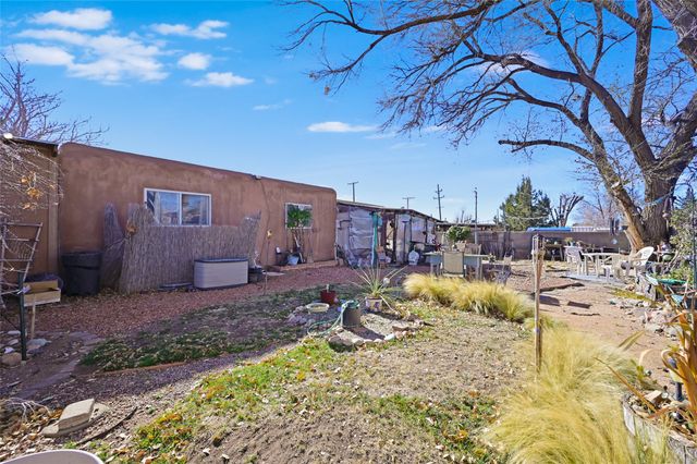 2829 Siringo Road, Santa Fe, NM 87507
