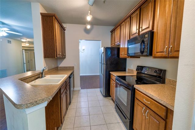 2049 KINGS PALACE DRIVE, Riverview, FL 33578