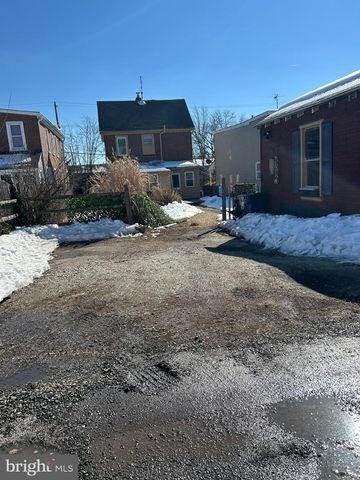 423 N FORREST, Norristown, PA 19403