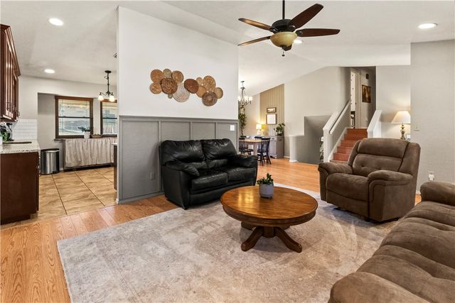 202 Pebble Beach Drive, Harrison, AR 72601