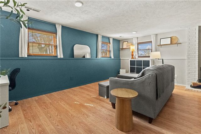 202 Pebble Beach Drive, Harrison, AR 72601