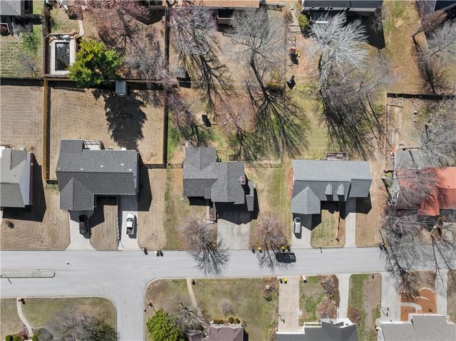 202 Pebble Beach Drive, Harrison, AR 72601