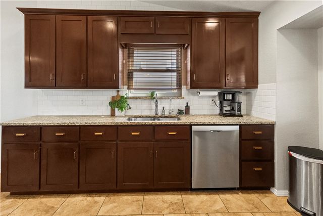 202 Pebble Beach Drive, Harrison, AR 72601