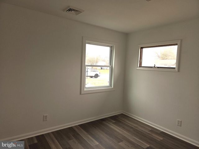 20 KENT RD, Elkton, MD 21921