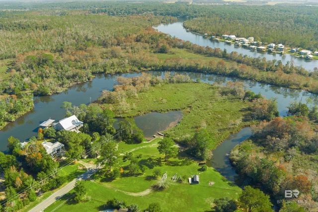 11236 Wren Avenue, Fairhope, AL 36532