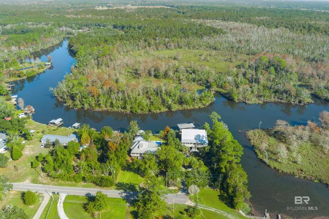 11236 Wren Avenue, Fairhope, AL 36532