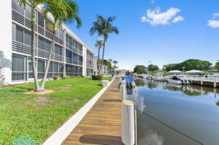 5900 NE 7th Avenue 303s, Boca Raton, FL 33487