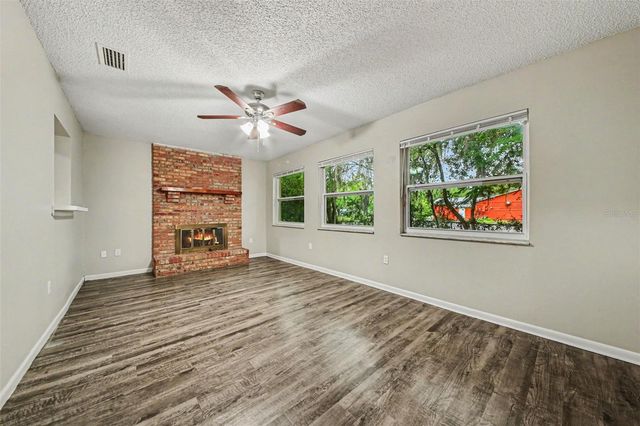 2318 JOBBINS DRIVE, Leesburg, FL 34748