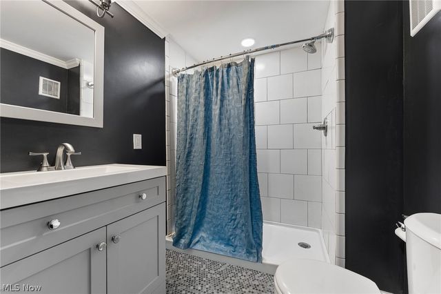 1363 Southeast Boulevard, Salem, OH 44460