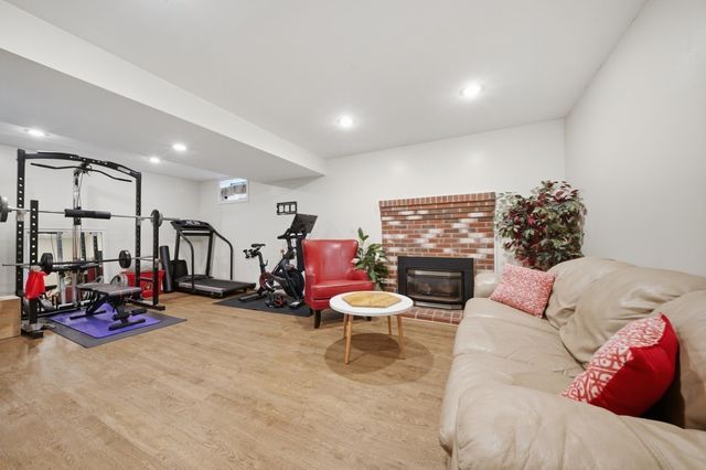 88 Stonegate Rd 88, Chelmsford, MA 01824