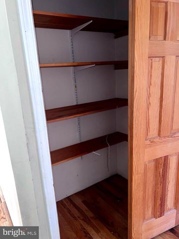 323 WILFRED AVE, Hamilton, NJ 08610