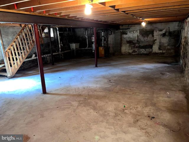 323 WILFRED AVE, Hamilton, NJ 08610