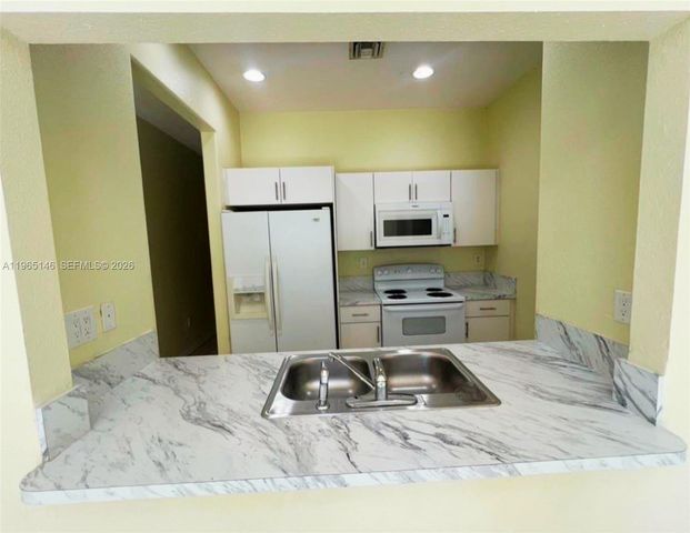 23712 SW 110th Ave, Homestead, FL 33032