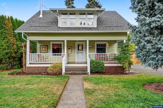 307 Adams Av, Silverton, OR 97381
