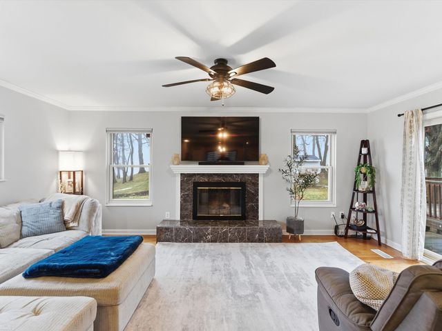 2923 Ravenglass Road, Waterford Twp, MI 48329