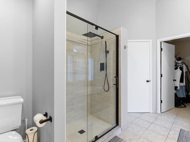 2923 Ravenglass Road, Waterford Twp, MI 48329