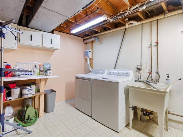 2923 Ravenglass Road, Waterford Twp, MI 48329