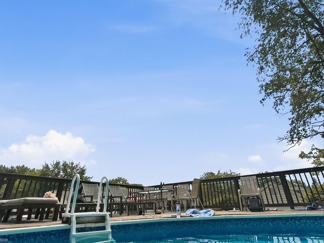 2923 Ravenglass Road, Waterford Twp, MI 48329