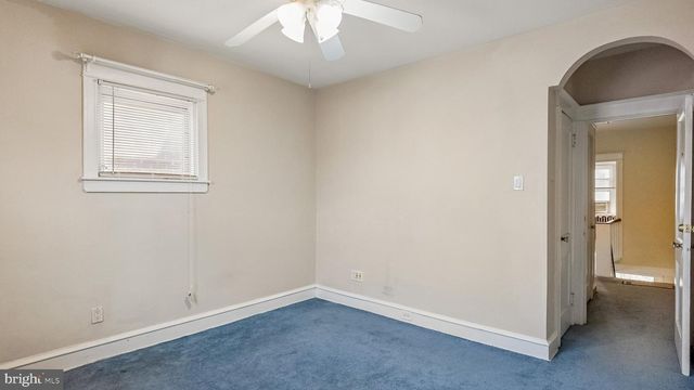 246 WEMBLY RD, Upper Darby, PA 19082