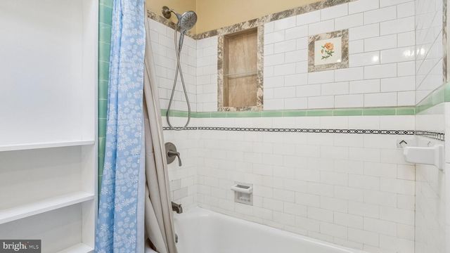 246 WEMBLY RD, Upper Darby, PA 19082