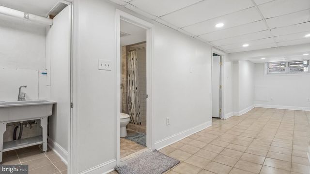 246 WEMBLY RD, Upper Darby, PA 19082