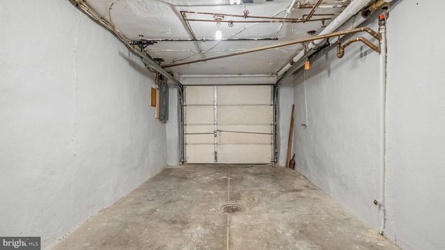 246 WEMBLY RD, Upper Darby, PA 19082