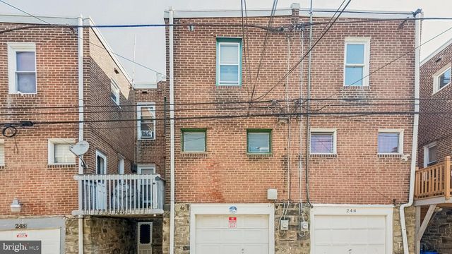 246 WEMBLY RD, Upper Darby, PA 19082