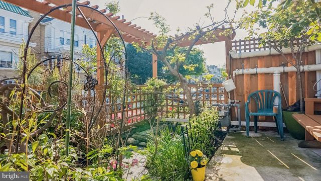 246 WEMBLY RD, Upper Darby, PA 19082