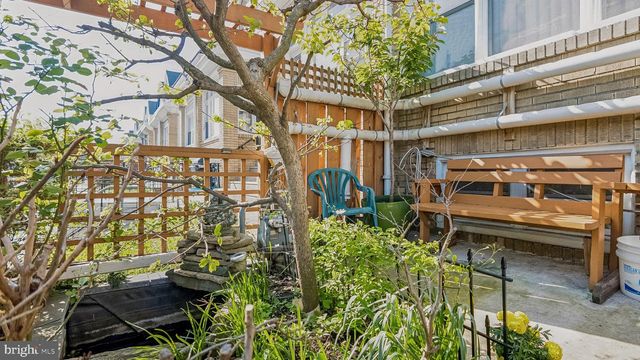 246 WEMBLY RD, Upper Darby, PA 19082