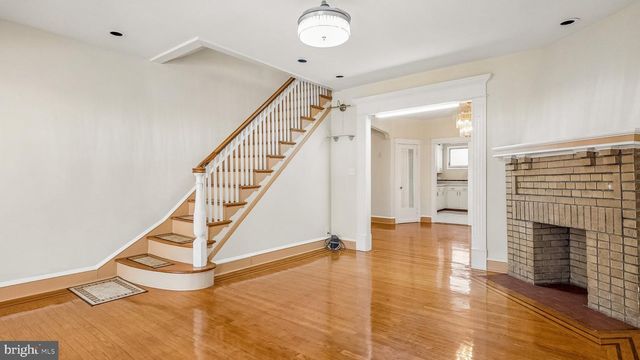 246 WEMBLY RD, Upper Darby, PA 19082