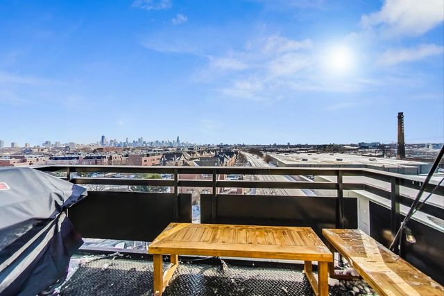 1735 W Diversey Parkway 610, Chicago, IL 60614