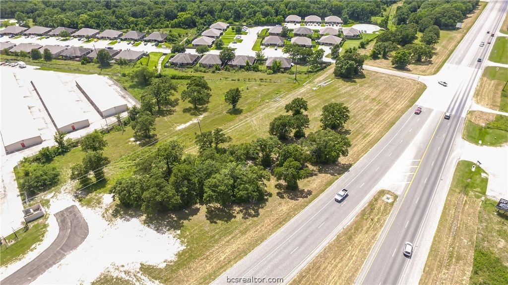 753 North Harvey Mitchell Parkway, Bryan, TX 77807 — photo 3