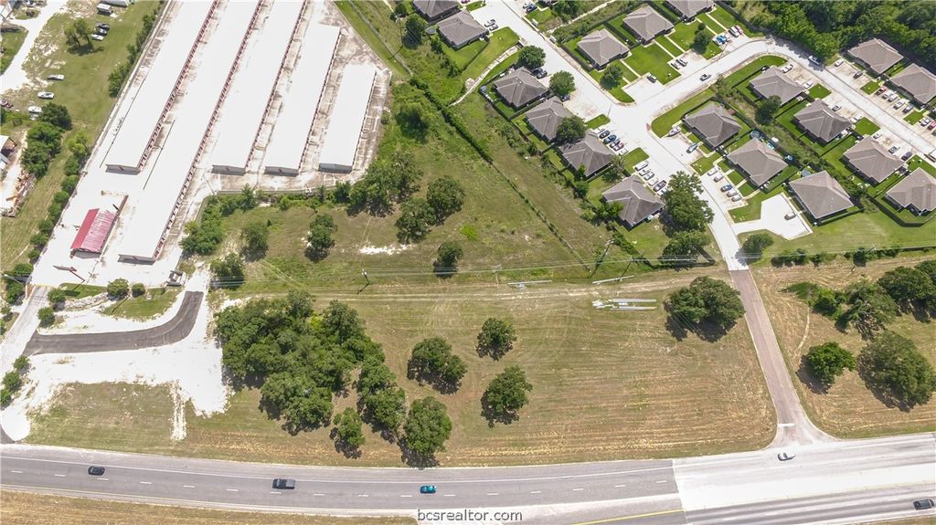 753 North Harvey Mitchell Parkway, Bryan, TX 77807 — photo 4