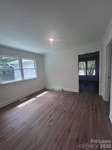 2634 S Calvary Street C, Gastonia, NC 28052