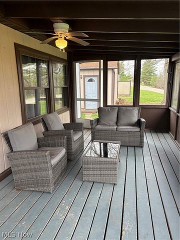 2276 Lodge Road SW, Sherrodsville, OH 44675