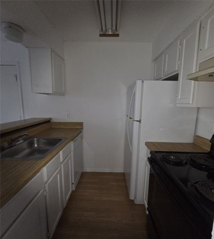 7621 Mccallum Boulevard 311, Dallas, TX 75252