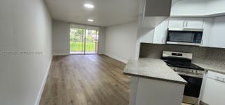 8363 Lake Dr 108, Doral, FL 33166