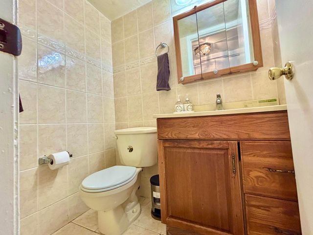 203 Farnham I 203, Deerfield Beach, FL 33442