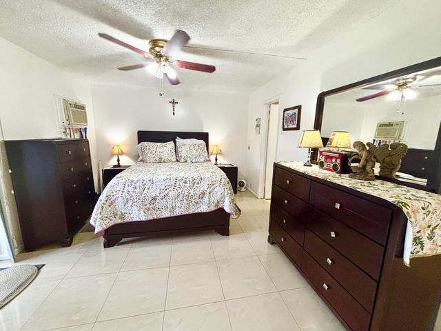 203 Farnham I 203, Deerfield Beach, FL 33442