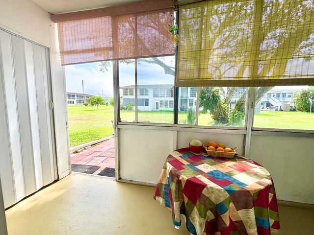 203 Farnham I 203, Deerfield Beach, FL 33442