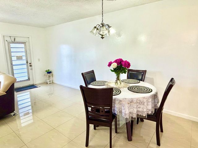 203 Farnham I 203, Deerfield Beach, FL 33442