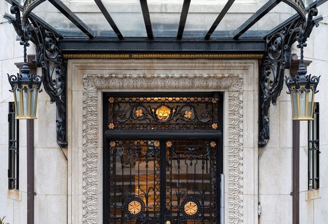 65 Commonwealth Ave 6B, Boston, MA 02116