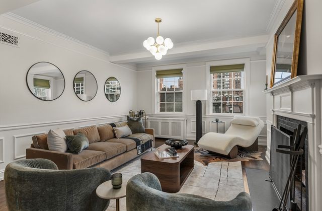 65 Commonwealth Ave 6B, Boston, MA 02116