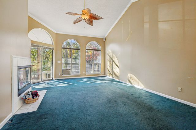 404 Black Mountain Dr, Antioch, TN 37013