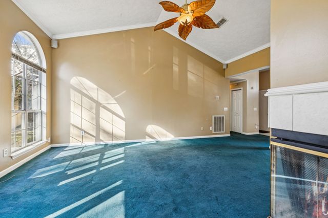 404 Black Mountain Dr, Antioch, TN 37013