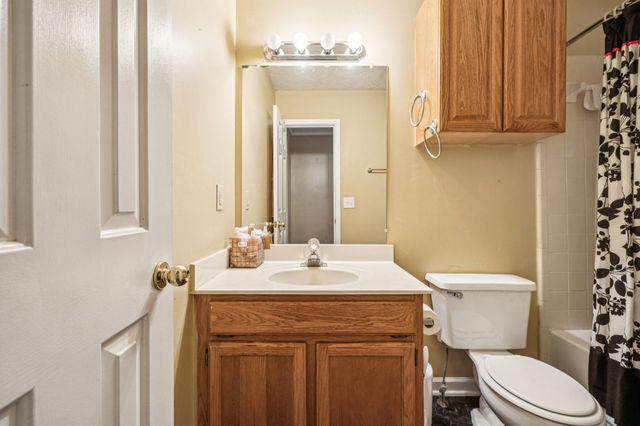 404 Black Mountain Dr, Antioch, TN 37013