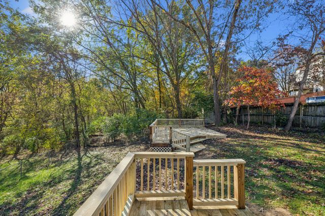 404 Black Mountain Dr, Antioch, TN 37013