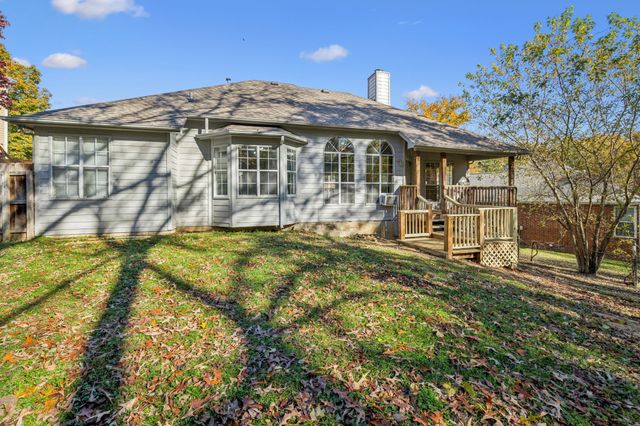 404 Black Mountain Dr, Antioch, TN 37013