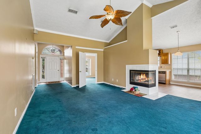 404 Black Mountain Dr, Antioch, TN 37013