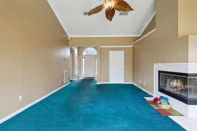 404 Black Mountain Dr, Antioch, TN 37013